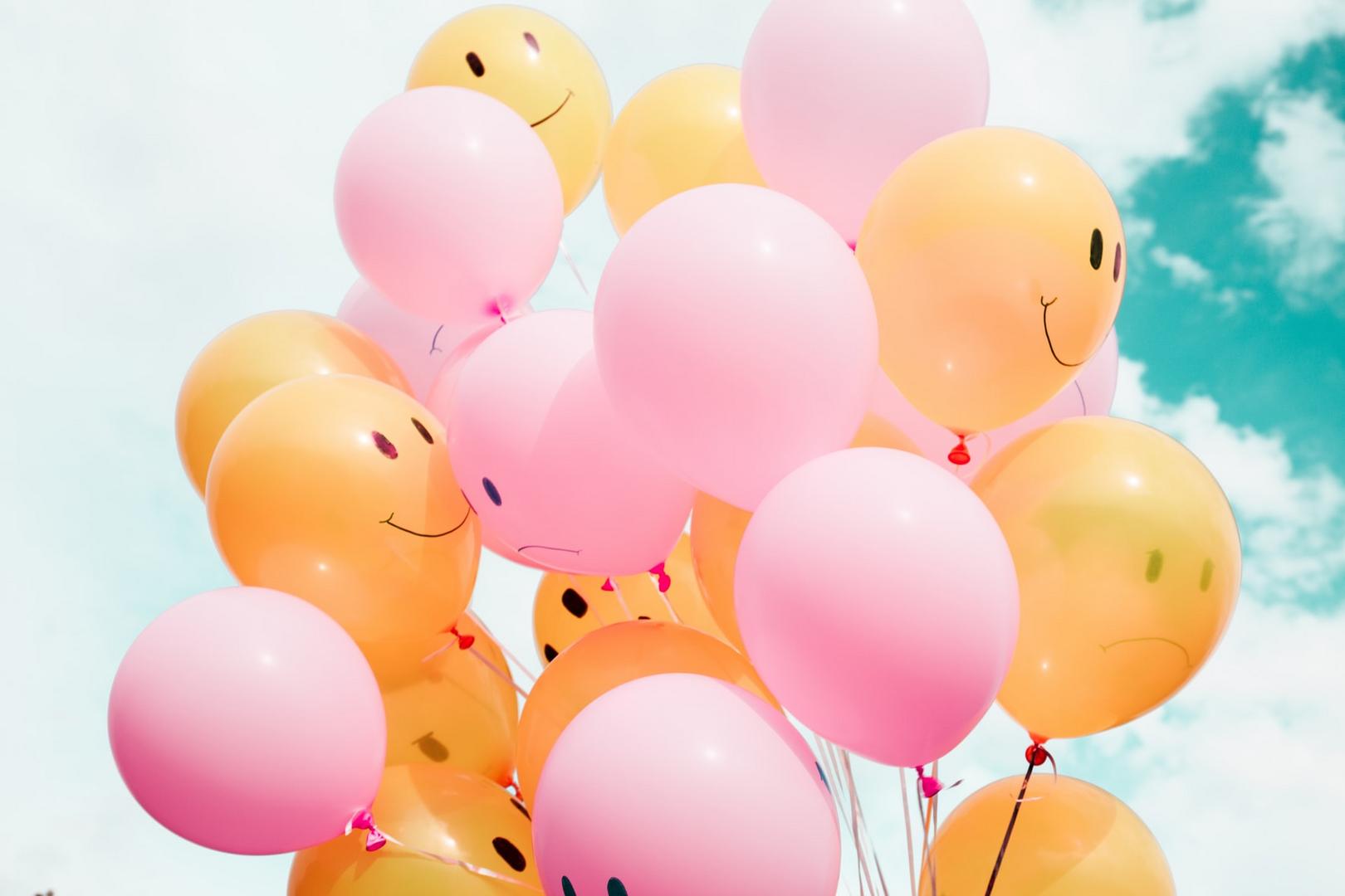 emoji ballons