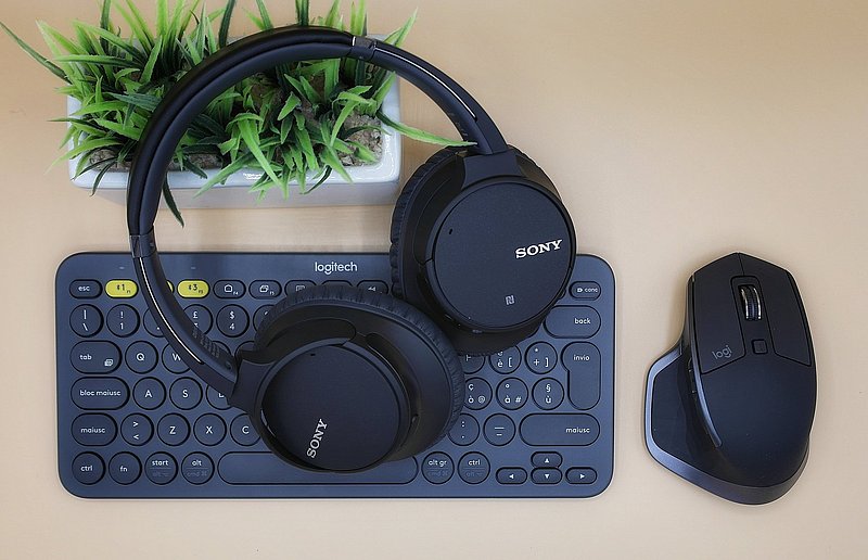 Bluetooth Tastatur, Kopfhörer und Maus