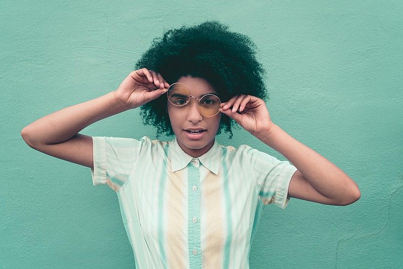 Digital Native mit Brille