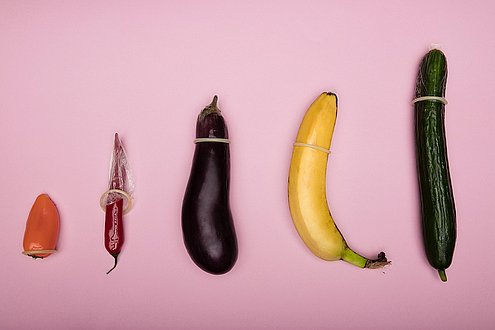 Obst mit Kondomen