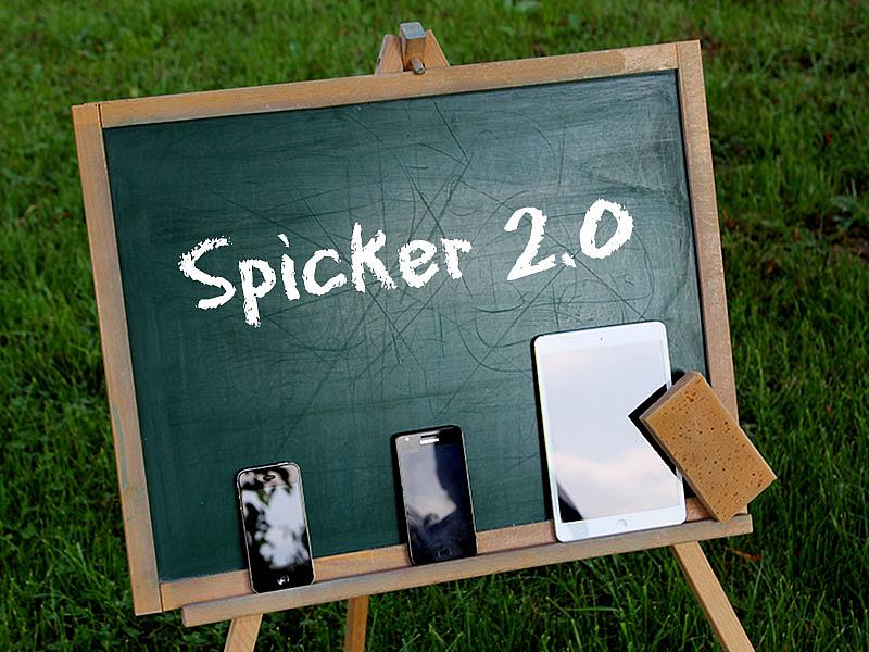 Tafel mit Aufschrift "Spicker 2.0"