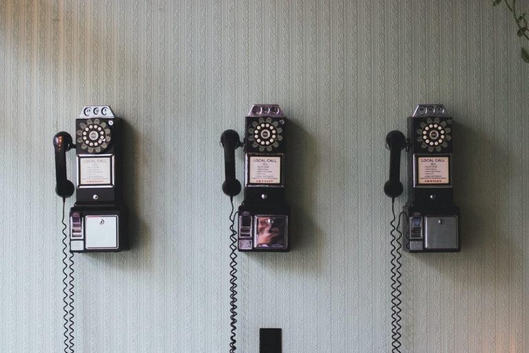Telefone